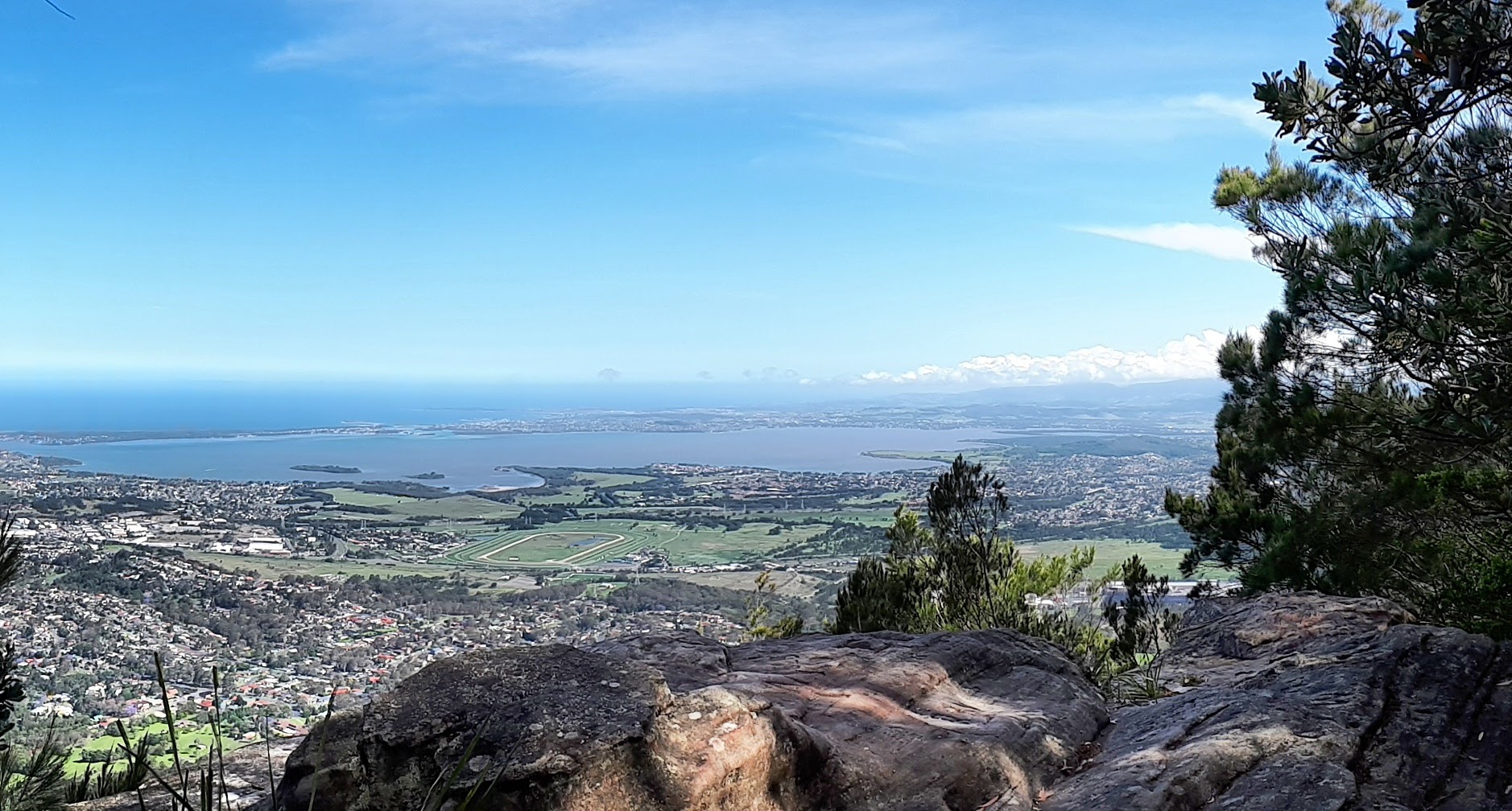 Spectacular views from Mt Kembla Summit, taking in Lake Illawarra and the gorgeous Wollongong coastline.